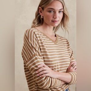 Banana Republic Striped V-Neck Sweater Top- Tan and White XL